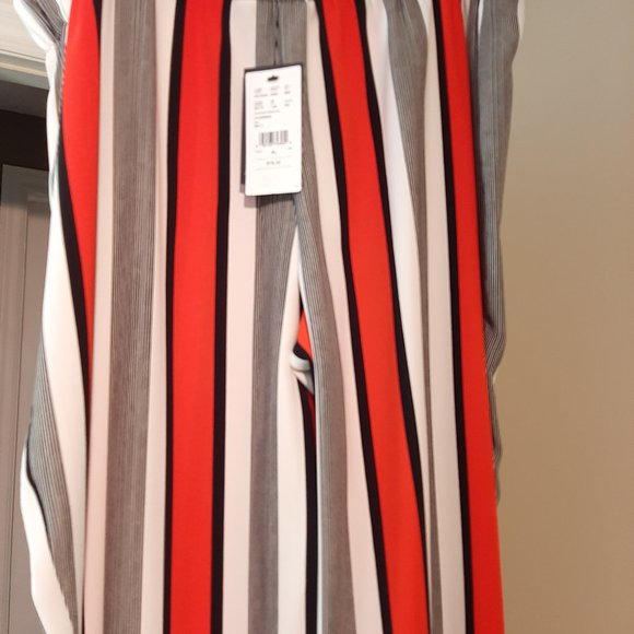 COPY - Laura Stripe Print Gaucho Pants - Picture 3 of 3